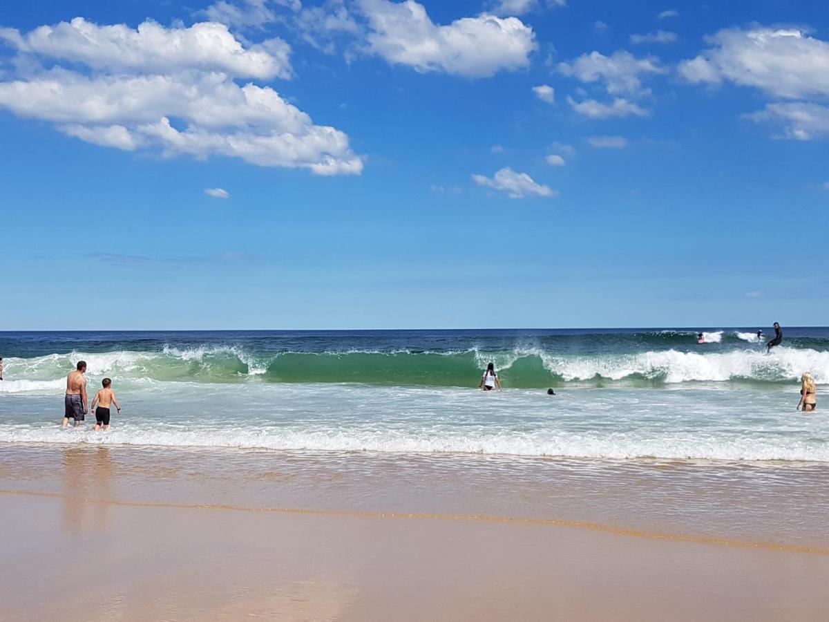 Arena Luxury Beachfront Apartment Newcastle Esterno foto