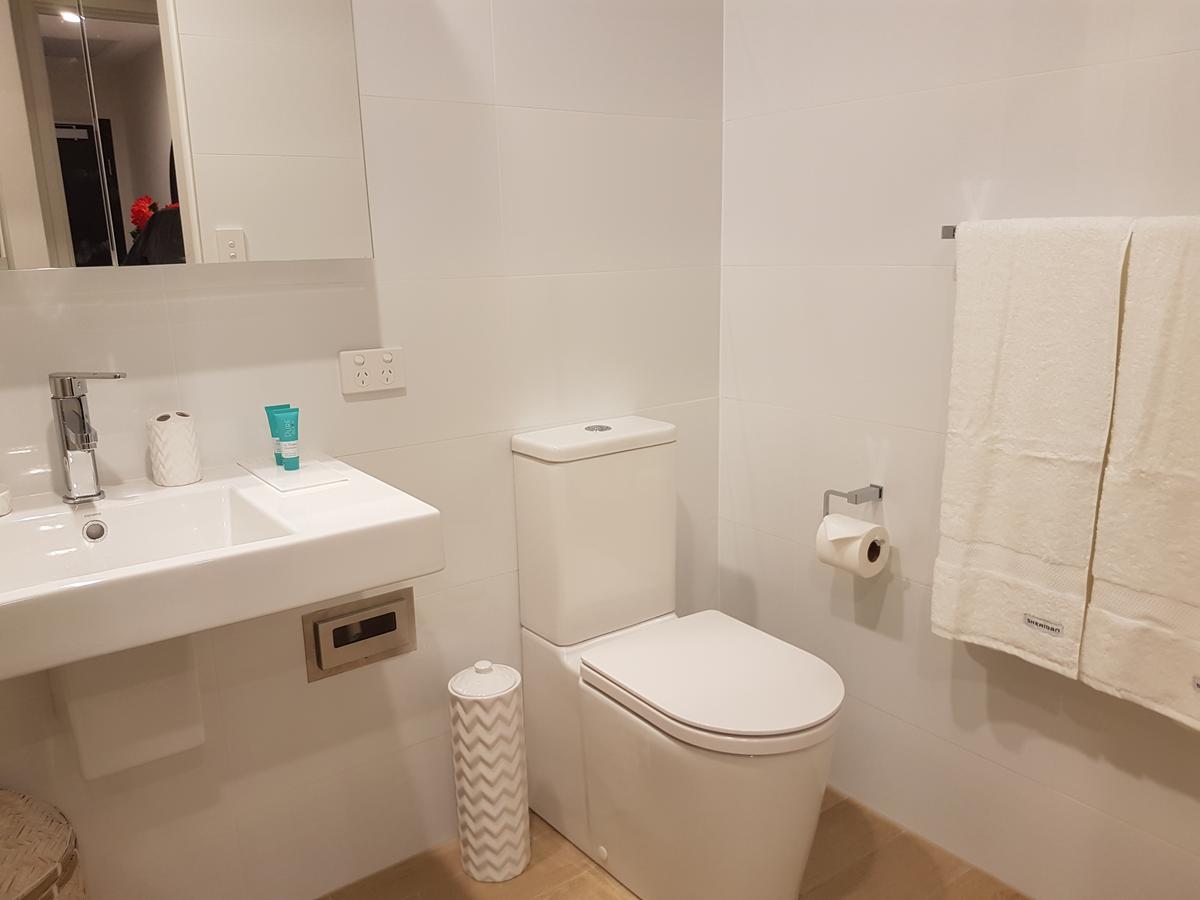 Arena Luxury Beachfront Apartment Newcastle Esterno foto