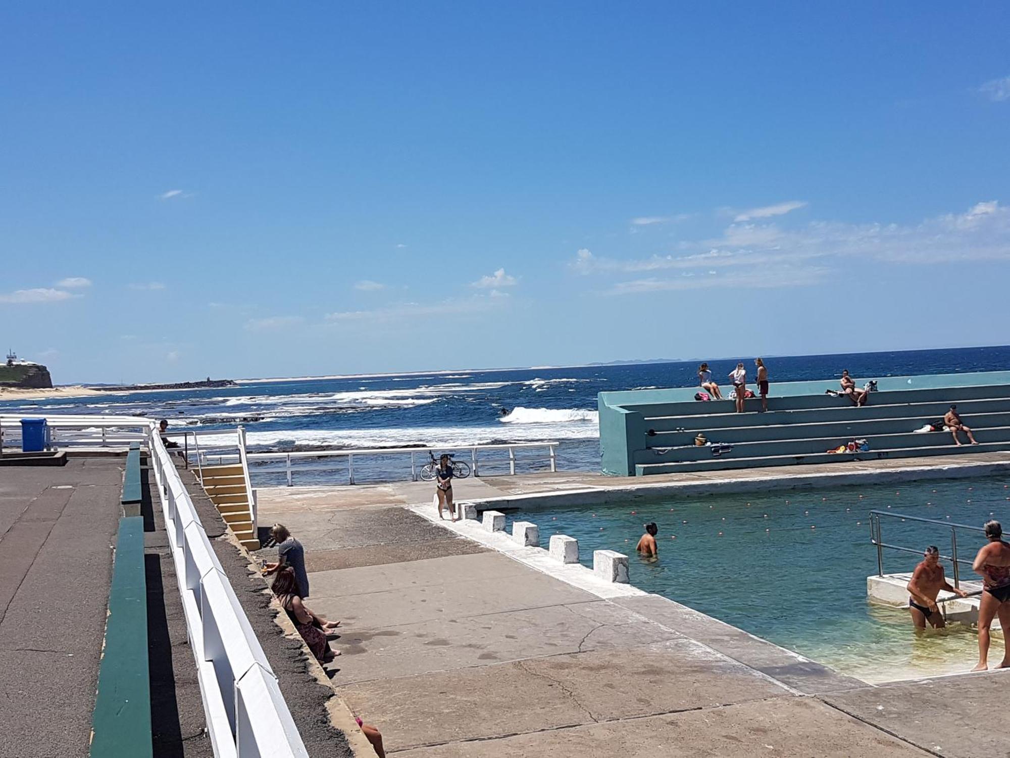 Arena Luxury Beachfront Apartment Newcastle Esterno foto